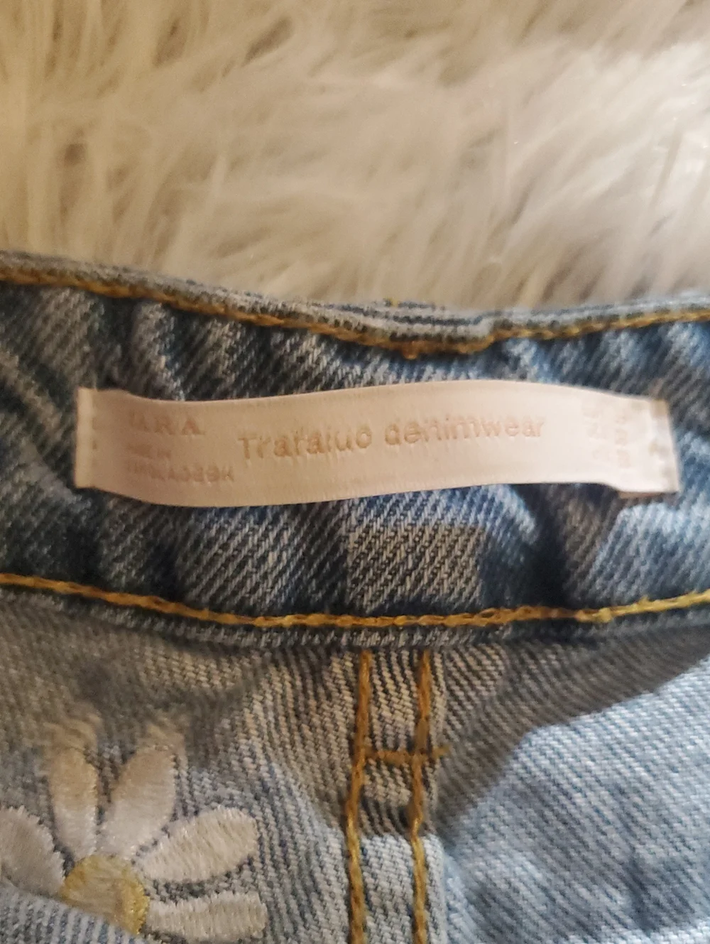 *Trafalue Denim Zara Daisy Embroidered Women's Shorts - Blue*